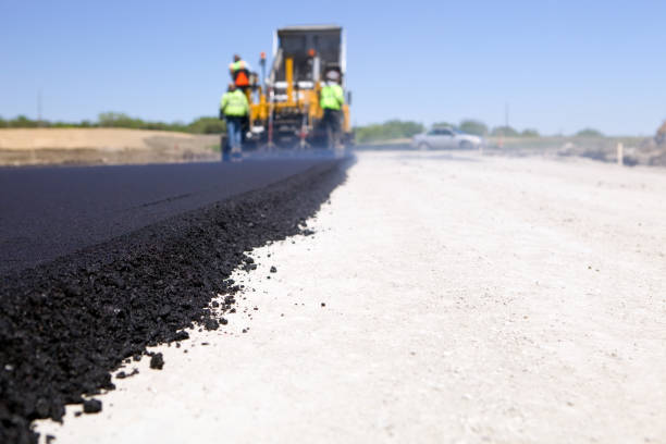Best Driveway Paving Contractor  in Taylorsville, MS